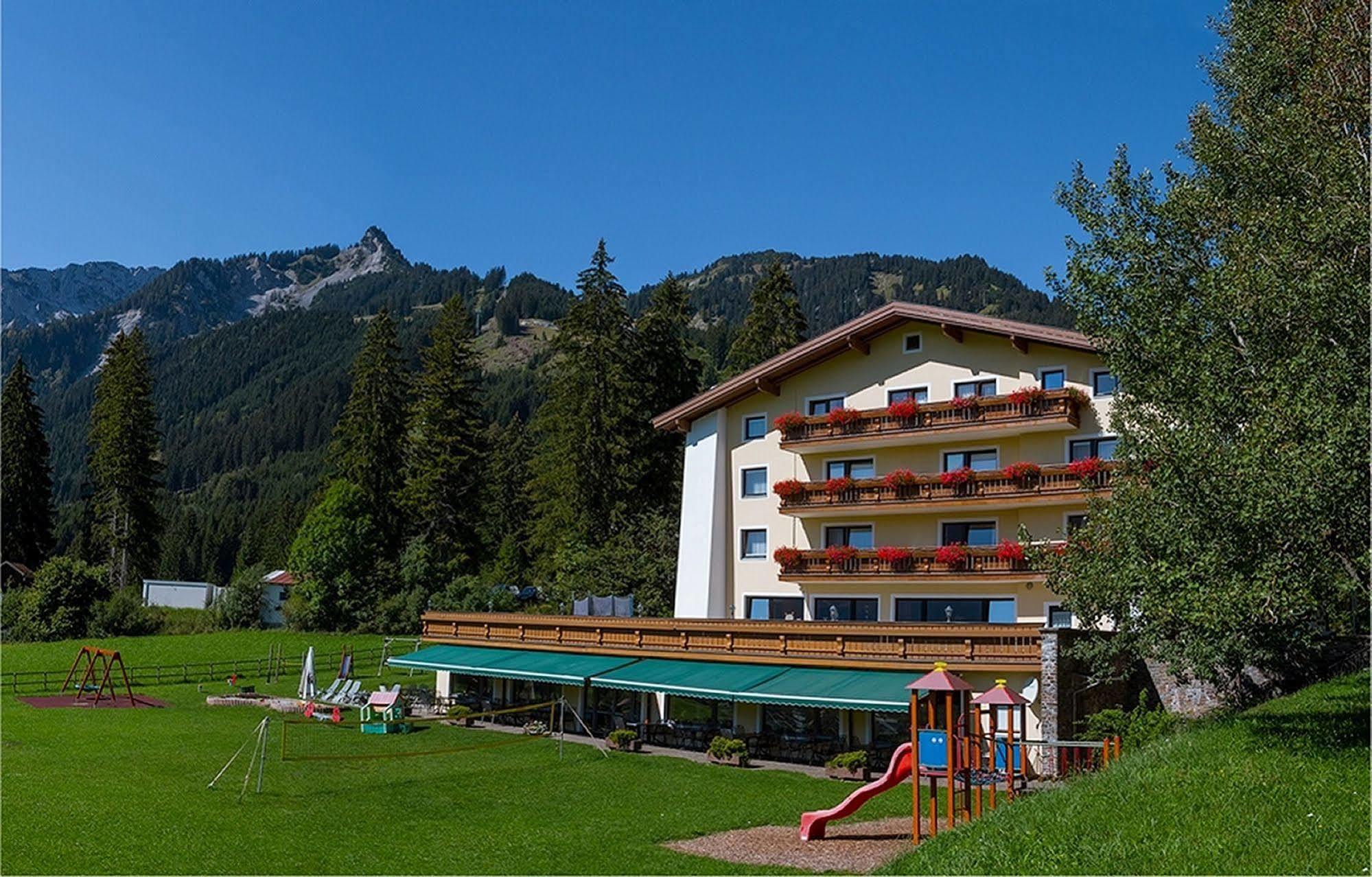 Haus Diana Hotell Reutte Eksteriør bilde